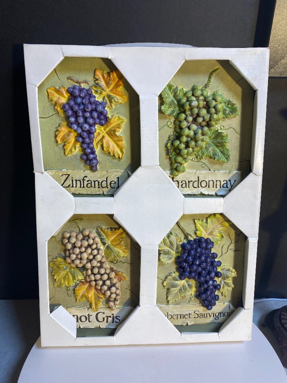 Vintage 3D Resin Wine Grape Wall Plaques Set of 4